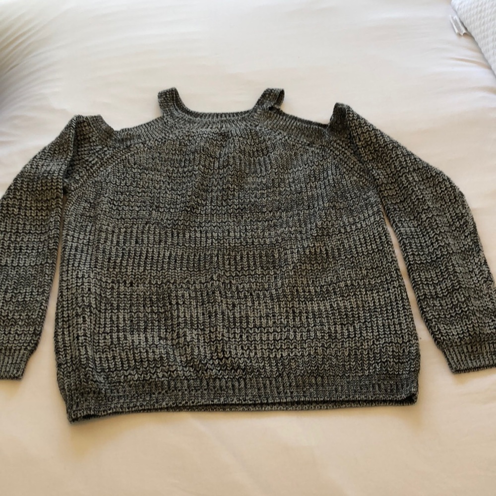 Grey sweater